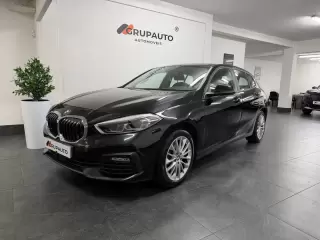 BMW 116 d Advantage — fotografia 1