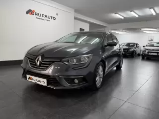 Renault Mégane 1.2 TCE Limited — fotografia 1