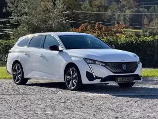Peugeot 308 SW 1.5 BlueHDi Allure Pack — fotografia 1