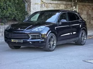 Porsche Cayenne E-Hybrid — fotografia 1