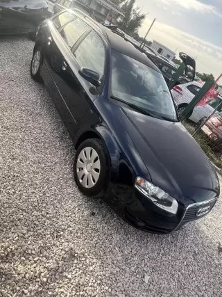 Audi A4 Avant 2.0 TDi Advance — fotografia 1