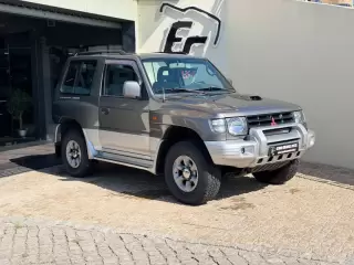 Mitsubishi Pajero 2.8 TD GLS — fotografia 1