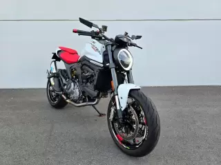 Ducati Monster 950 — fotografia 1