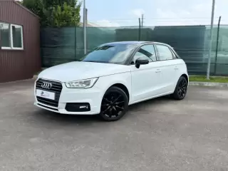 Audi A1 Sportback 1.0 TFSI Sport — fotografia 1