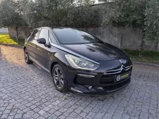 DS DS5 2.0 Hybrid4 Sport Chic — fotografia 1