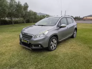 Peugeot 2008 1.6 BlueHDi Allure — fotografia 1