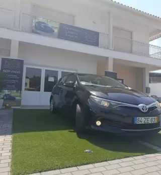 Toyota Auris 1.6 D-4D Comfort+Navi — fotografia 1