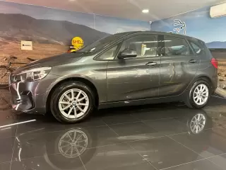 BMW 216 Active Tourer d Advantage — fotografia 1