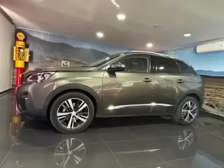 Peugeot 3008 1.5 BlueHDi Allure — fotografia 1