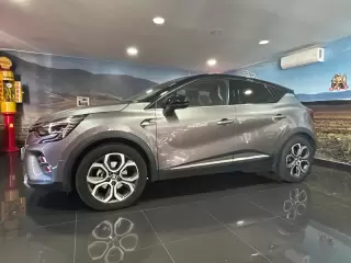 Renault Captur 1.6 E-Tech Full Hybrid Evolution — fotografia 1