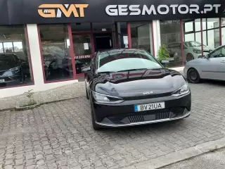 Kia EV6 77.4 kWh Tech — fotografia 1