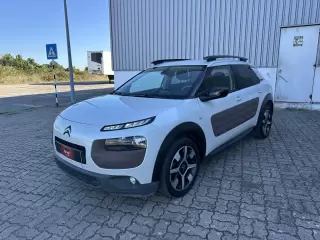 Citroën C4 Cactus e-HDi 92 ETG6 Stop&Start Shine Edition — fotografia 1