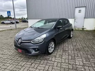 Renault Clio 0.9 TCe Limited Bi-Fuel — fotografia 1