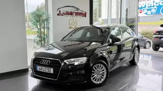 Audi A3 Sportback 2.0 TDI Design — fotografia 1