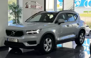 Volvo XC 40 1.5 T2 Momentum Core — fotografia 1