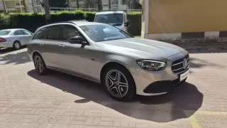 Mercedes-Benz E 300 de Avantgarde 4Matic — fotografia 1
