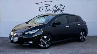 Nissan Leaf 40 kWh Tekna — fotografia 1