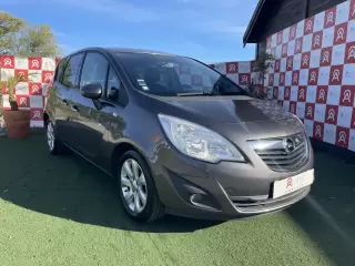 Opel Meriva 1.3 CDTI Cosmo — fotografia 1