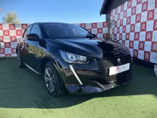 Peugeot e-208 50 kWh Allure — fotografia 1