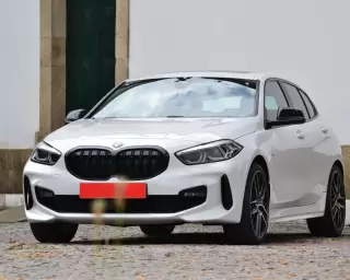 BMW 120 d Pack Desportivo M — fotografia 1