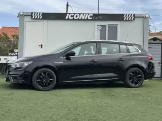 Renault Mégane Sport Tourer 1.5 dCi Intens — fotografia 1