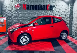 Toyota Aygo 1.0 X-Play Plus — fotografia 1