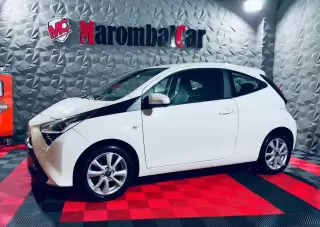 Toyota Aygo 1.0 X-Play Plus — fotografia 1