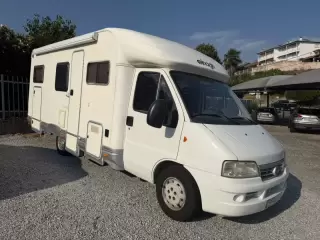 Fiat Ducato Autocaravana Ducato 2.8 JTD — fotografia 1