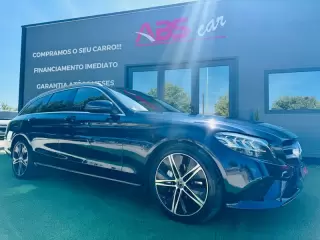 Mercedes-Benz C 220 d Avantgarde — fotografia 1