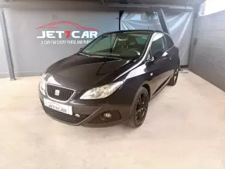 Seat Ibiza 1.6 TDi Sport DPF — fotografia 1