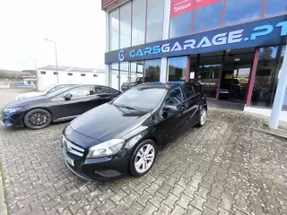 Mercedes-Benz A 180 d Style — fotografia 1