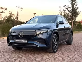 Mercedes-Benz EQA 250 AMG Line — fotografia 1