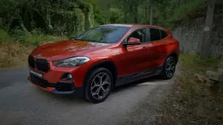 BMW X2 18 d sDrive Advantage — fotografia 1