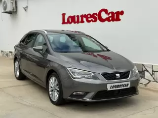 Seat Leon ST 2.0 TDI DSG Road Edition — fotografia 1