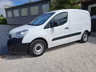 Peugeot Partner — fotografia 1