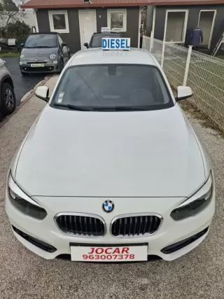BMW 116 d Line Sport Shadow — fotografia 1