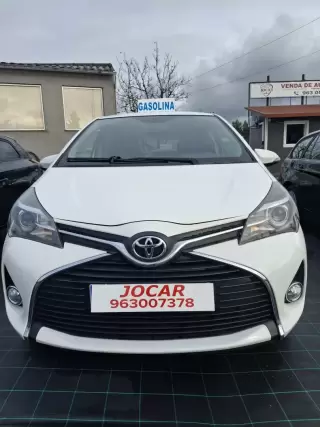 Toyota Yaris Dynamic — fotografia 1
