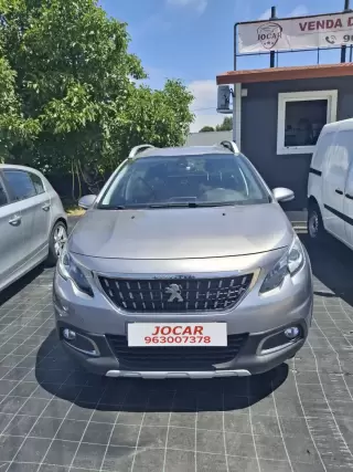 Peugeot 2008 BlueHdi — fotografia 1