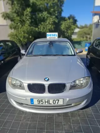BMW 120 d — fotografia 1