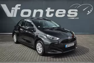 Toyota Yaris 1.0 VVT-i Comfort — fotografia 1