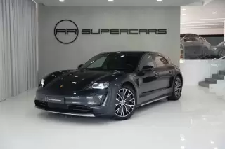Porsche Taycan Cross Turismo 4 — fotografia 1