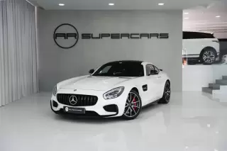 Mercedes-Benz AMG GT S — fotografia 1