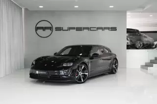 Porsche Taycan Sport Turismo 4S Black Edition — fotografia 1