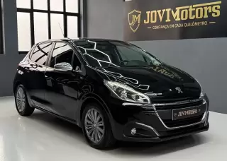 Peugeot 208 1.6 BlueHDi Style — fotografia 1