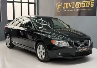Volvo S80 2.0 D Momentum — fotografia 1