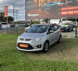 Ford C-Max 1.0 SCTi Titanium — fotografia 1