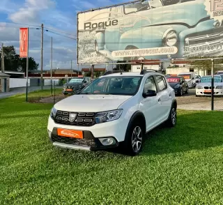 Dacia Sandero Dacia Sandero Stepway — fotografia 1