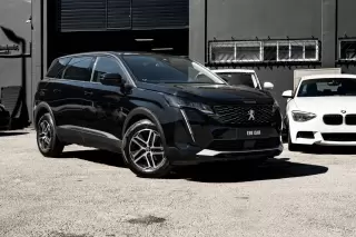 Peugeot 5008 1.2 PureTech Allure Pack EAT8 — fotografia 1