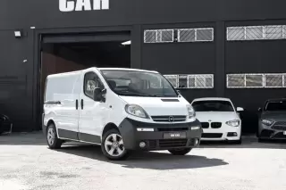 Opel Vivaro — fotografia 1