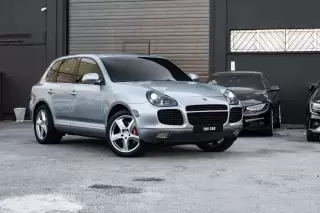 Porsche Cayenne 3.2 V6 — fotografia 1